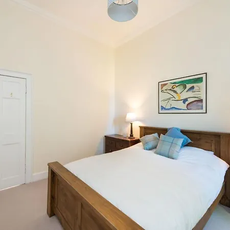 Gayfield Place