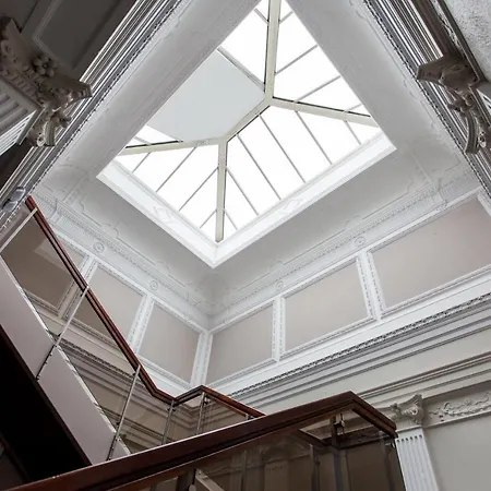 Beautifully Curated In Edinburgh's West End *