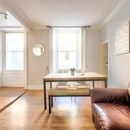 Appartement Altido Perfect Location! - Charming Rose St Apart For 4