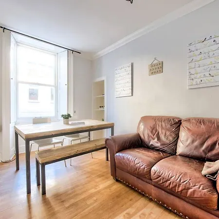 Apartament Altido Perfect Location! - Charming Rose St Apart For 4