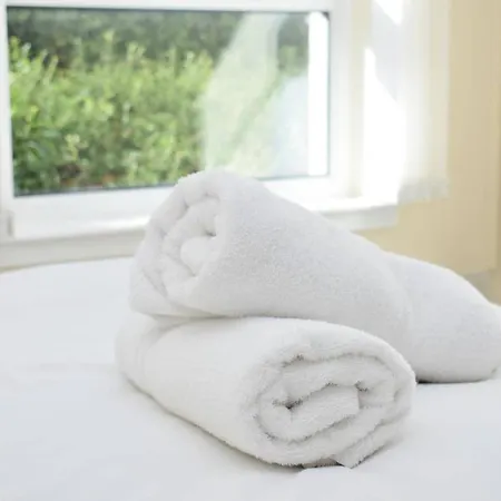 Bright 2br Flat Close To Craigmillar Castle Apartamento *