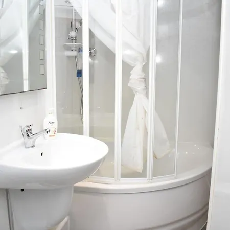 Convenient 3br On Leith Walk, 10 Mins To Centre Edinburgh