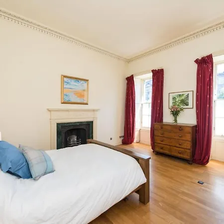 Gayfield Place *