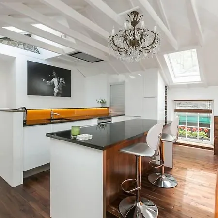 Daire Stylish 1 Bedroom Apt Close To Princes Street *