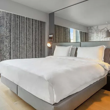 Radisson Collection Hotel, Royal Mile