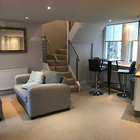 Appartamento Lovely Little 1 Bed With Private Parking *