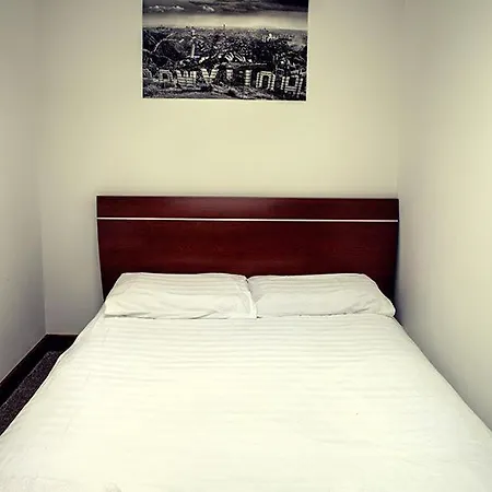 Gilmore Group Flat شقة