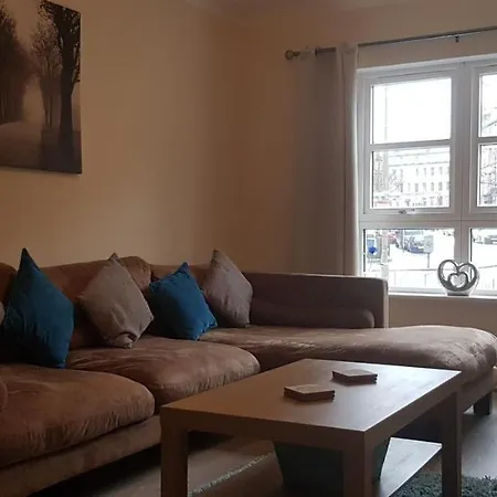Apartment Central *