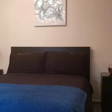 Central Apartment Edinburgh