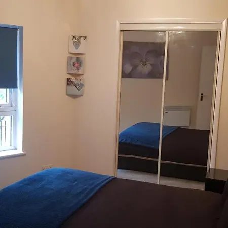 Central Apartment *