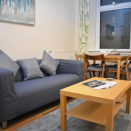 Cosy Wee 2br Next To The Palace Of Holyroodhouse