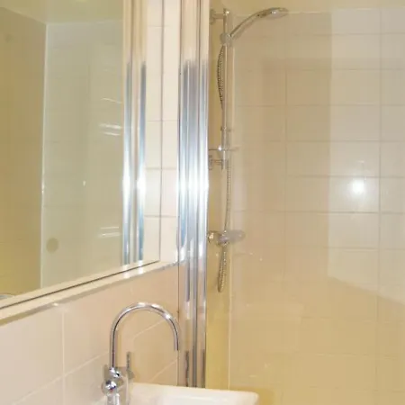 Central Georgian Apartamento