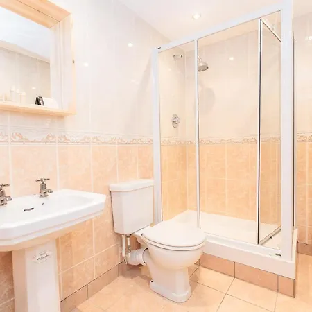 Διαμέρισμα Excellent City Centre Location Sleeps 8