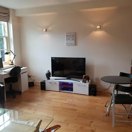 Prime Location - City Centre Flat With Private Parking Édimbourg
