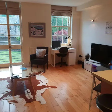 Prime Location - City Centre Flat With Private Parking Appartement *