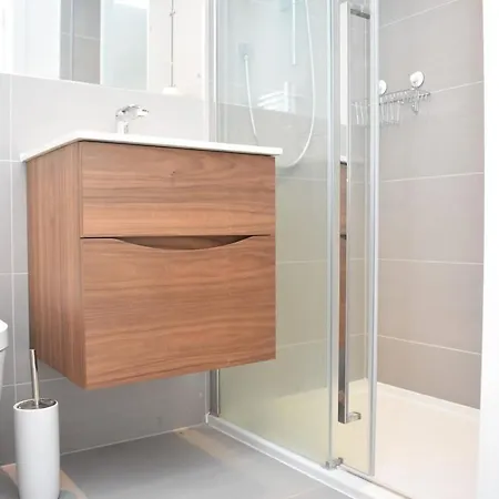 Modern 2br Close To Murrayfield Stadium W Parking *