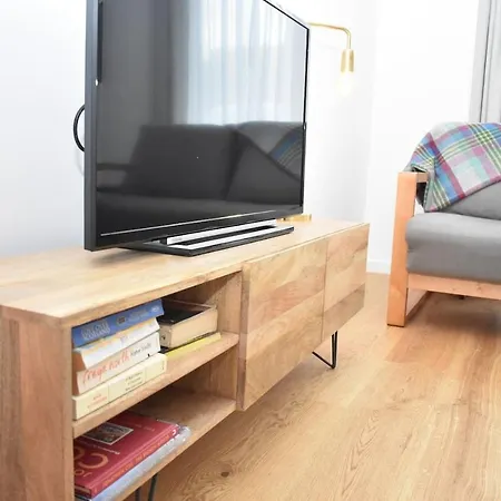 Modern 2br Close To Murrayfield Stadium W Parking