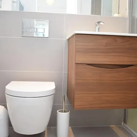 Modern 2br Close To Murrayfield Stadium W Parking * 爱丁堡