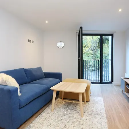 Apartment Altido Brand New Near Castle Edinburgh
