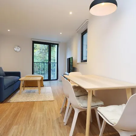 Apartment Altido Brand New Near Castle