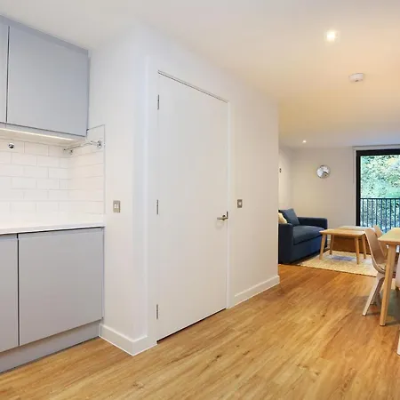 Apartment Altido Brand New Near Castle