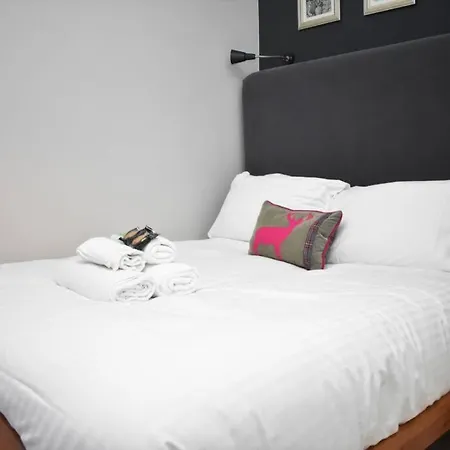 公寓 Quirky 1br 20 Mins To Centre With Excellent Views *