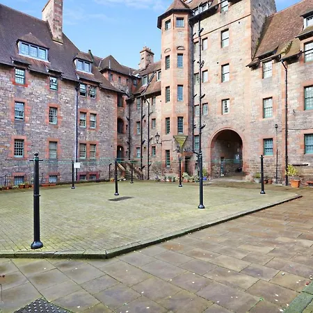 Apartment Private Entrance By The Water Of Leith