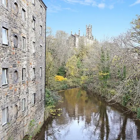 Private Entrance By The Water Of Leith Apartment *