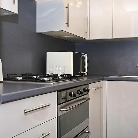 Altido 2br With Free Parking, Near The Royal Mile Hotel Edinburgh