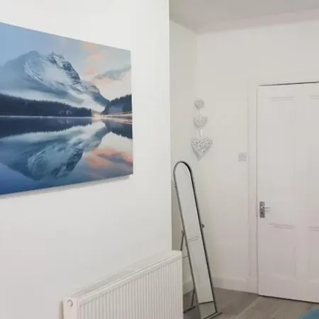 Dalgety Apartment Edinburgh