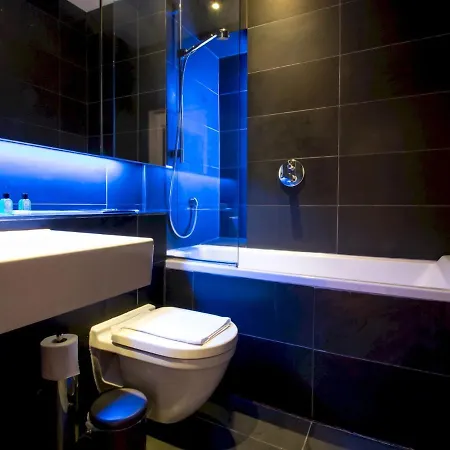 Duplex, 1br Apartment, Sleeps 4, Newhaven Harbour