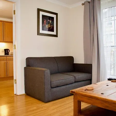 Apartment Homely 2 Bed Next To Leith Walk