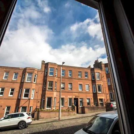 Duplex, 1br Apartment, Sleeps 4, Newhaven Harbour * Edimburgo