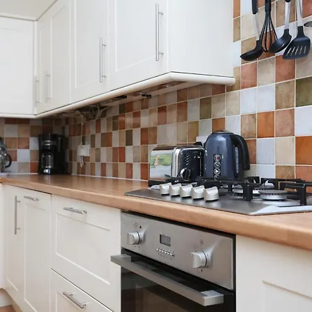 Corstorphine Road - Murrayfield View Apartment Edinburgh