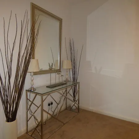 شقة Silver Lining - Modern & Stylish 3 Bed With Parking إدنبرة