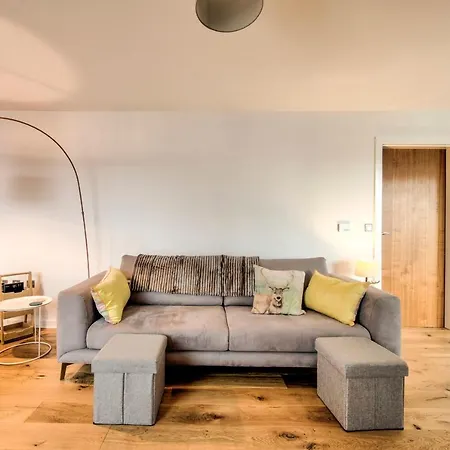 Stylish 2br Apt In By Guestready