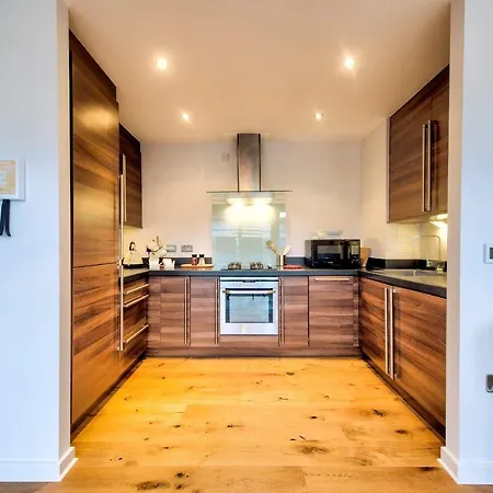 Stylish 2br Apt In By Guestready Εδιμβούργο