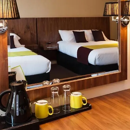 Hotel The Place 4*