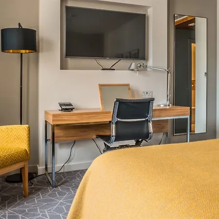 Hotel Apex Waterloo Place 4*
