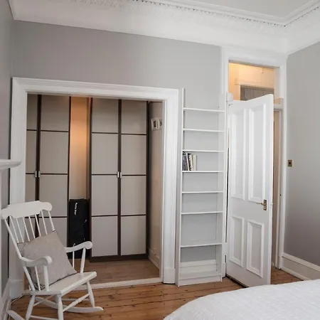 Edinburgh, Stockbridge Apartman
