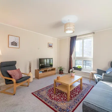 The Waverley Park Terrace