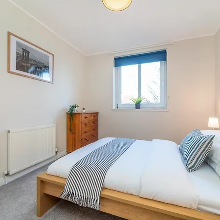 The Waverley Park Terrace * إدنبرة