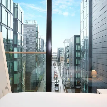 Apartment Altido Modern 2bed With Free Parking In The Iconic Quartermile