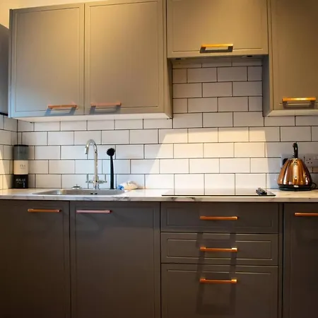 Authentic Homely 1 Bedroom On The Royal Mile * Edinburgh