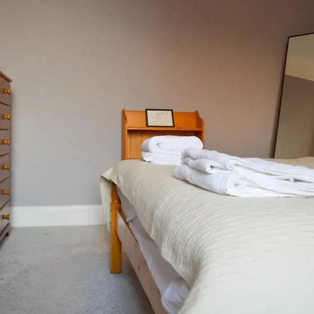 Cosy One Bed West End Flat Ideal For Tourists * Edinburgh