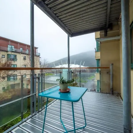 Altido Elegant 2br Apt With Balcony And Parking 아파트 에든버러