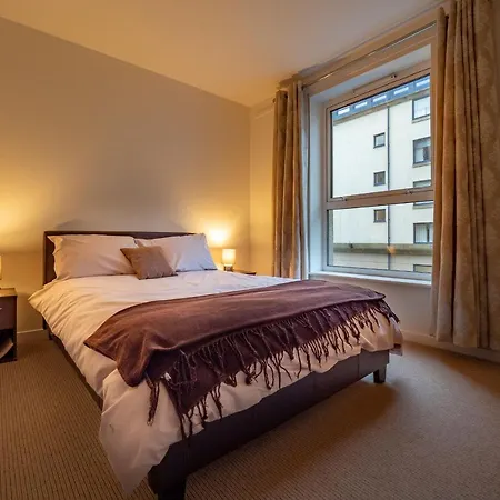 شقة Altido Elegant 2br Apt With Balcony And Parking إدنبرة