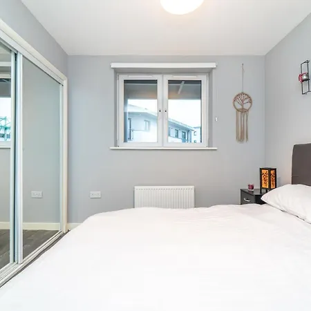 The New Lochend Park View