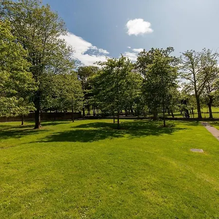 شقة Luxury 3 Bedroom Duplex In The Iconic Quartermile With Stunning Balcony Views *