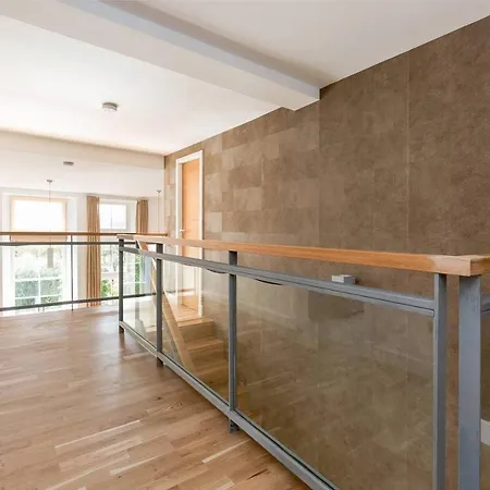 Luxury 3 Bedroom Duplex In The Iconic Quartermile With Stunning Balcony Views شقة إدنبرة
